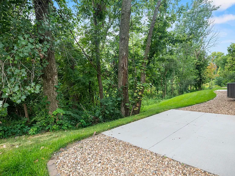 430 Cimarron Dr — Photo 15