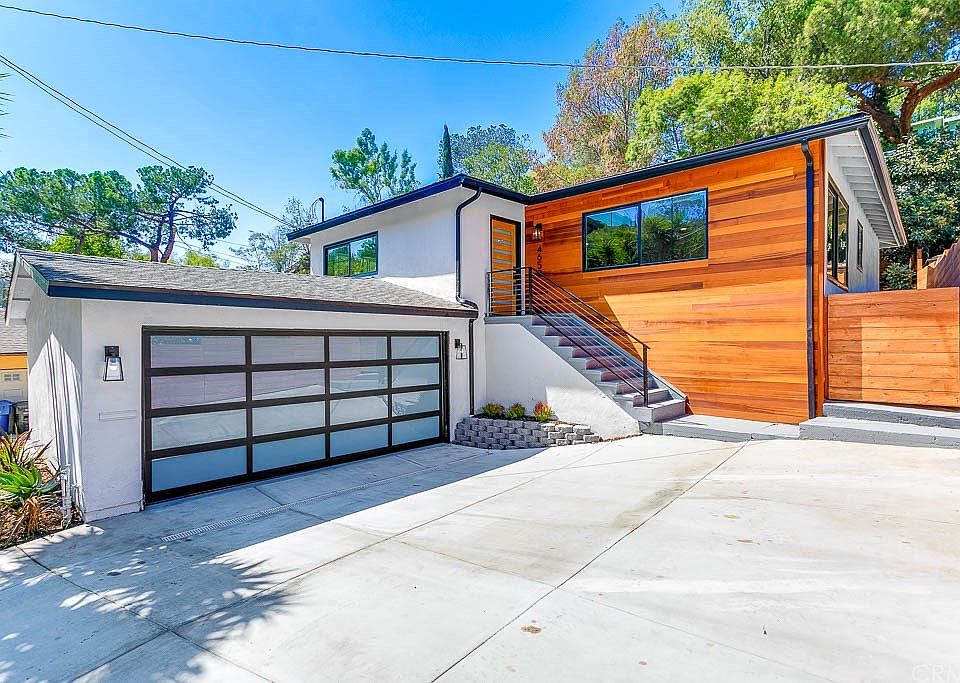 1st image of 4659 Cleland Ave