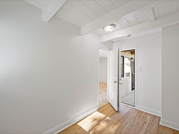 3rd image of 651 S 29th St #651