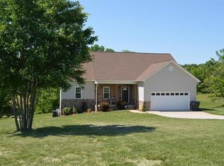 132 Logan Ridge Dr, Statesville, NC 28677
