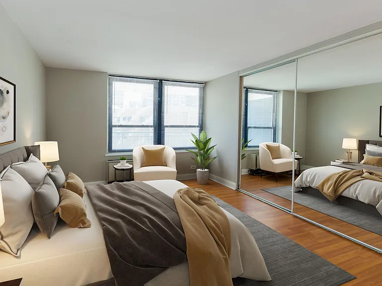 4100 N. Marine Dr. — Photo 25