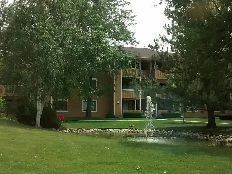 1228 E Ridge Meadow Ln #3B