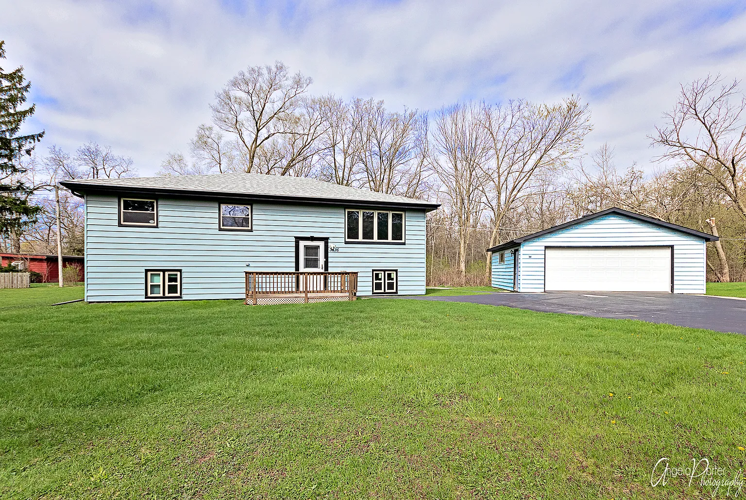 3416 Clover Ln photo 1