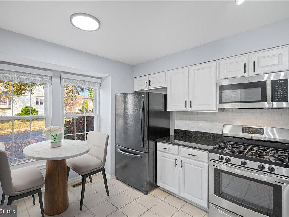 1st image of 6584 Kelsey Point Cir
