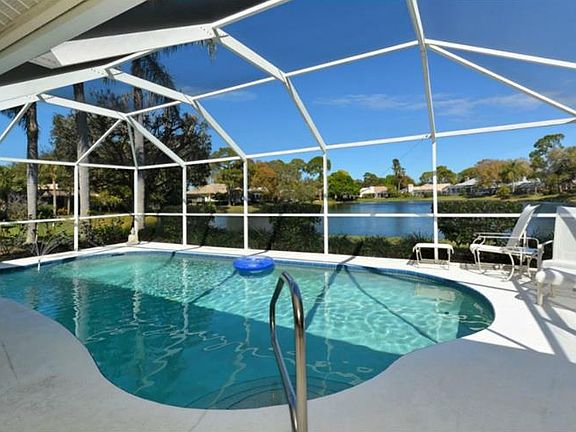 3rd image of 8275 Shadow Pine Way