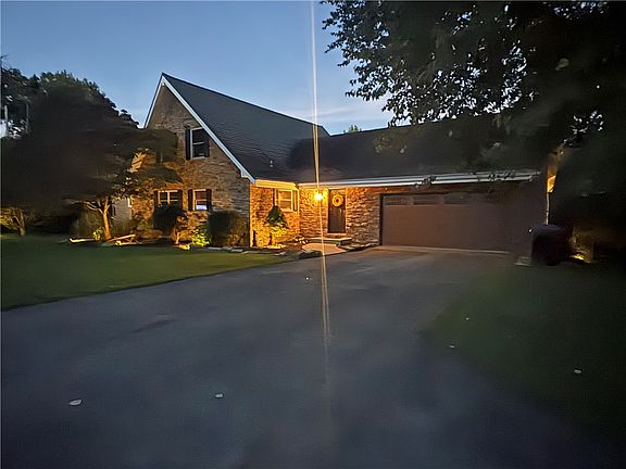 5th image of 362 Ridge Rd