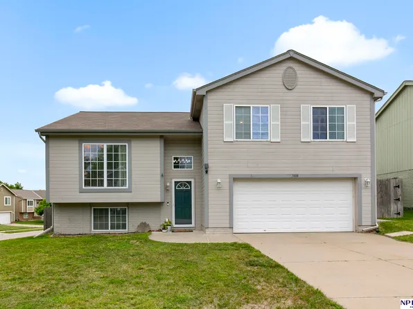 7404 N 74th St, Omaha, NE 68122