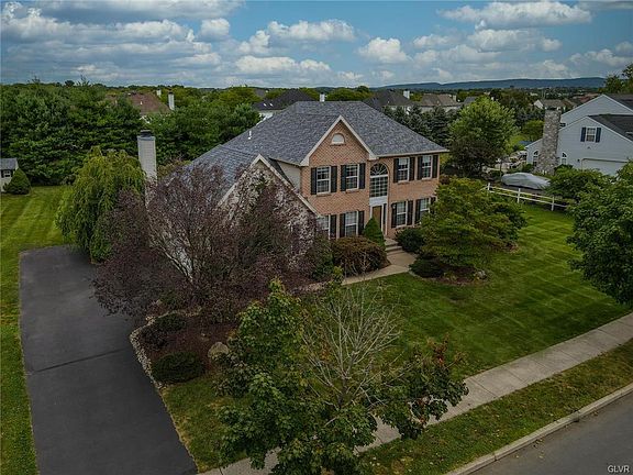 2nd image of 6693 Sauterne Dr