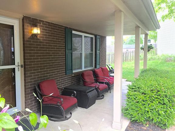 3rd image of 5200 Briar Ct