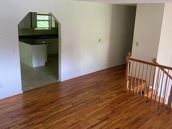 3rd image of 4301 Cele Ct