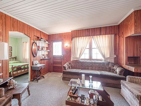 3rd image of 25 Shelby Dr #2