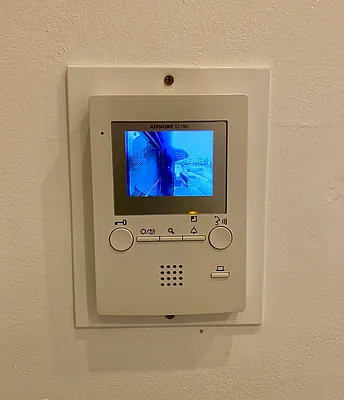 Rented by Compass | media 43