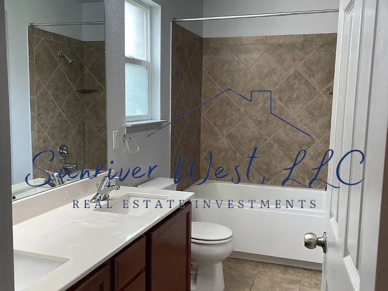 5413 Pinery Dr — Photo 7