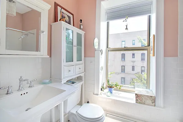 Sold by Real Direct | media 10