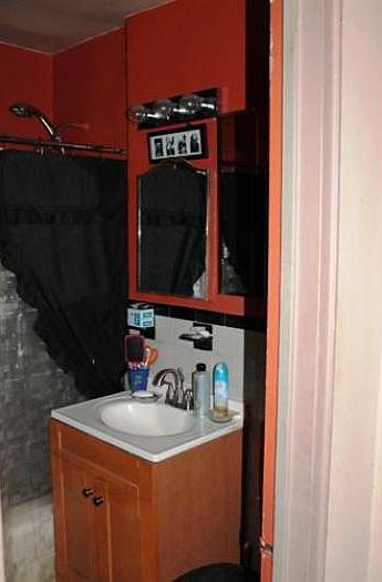 2nd image of 7362 Bell Blvd APT 3P