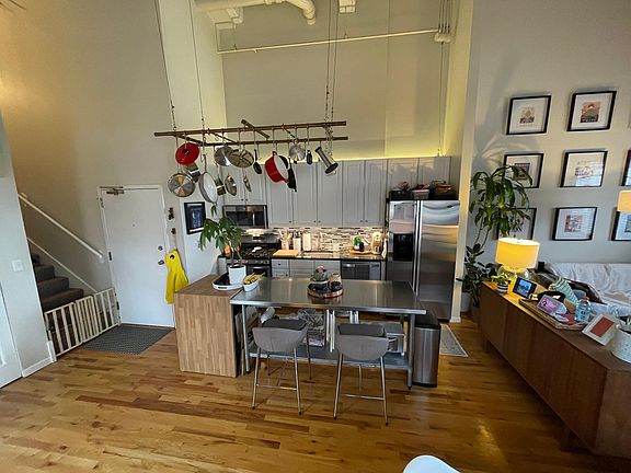 5th image of 1439 S Michigan Ave APT 611
