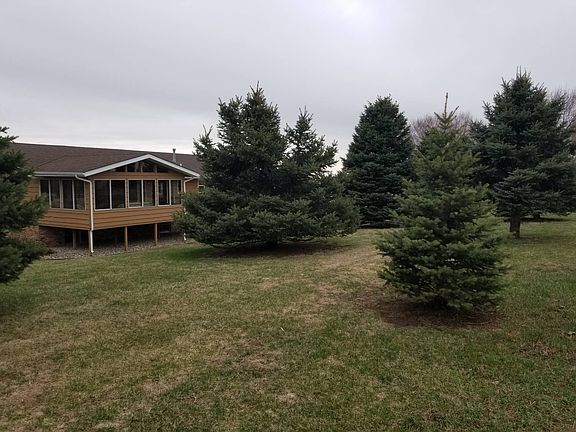 4th image of 2620 310th St