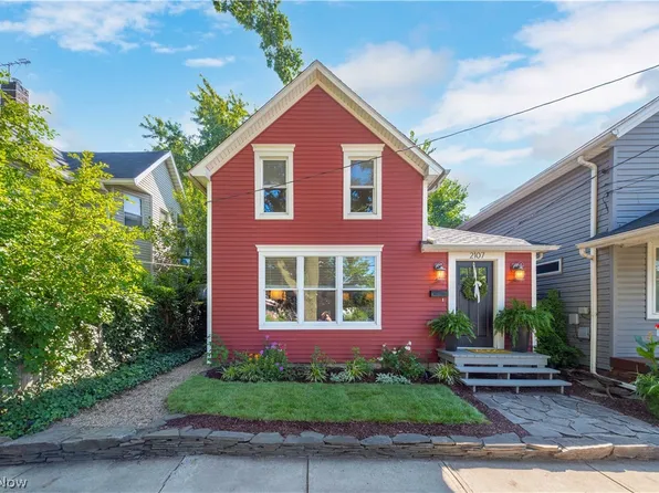 2107 W 10th St, Cleveland, OH 44113