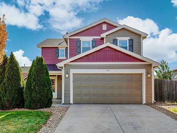 3rd image of 719 Willow Drive