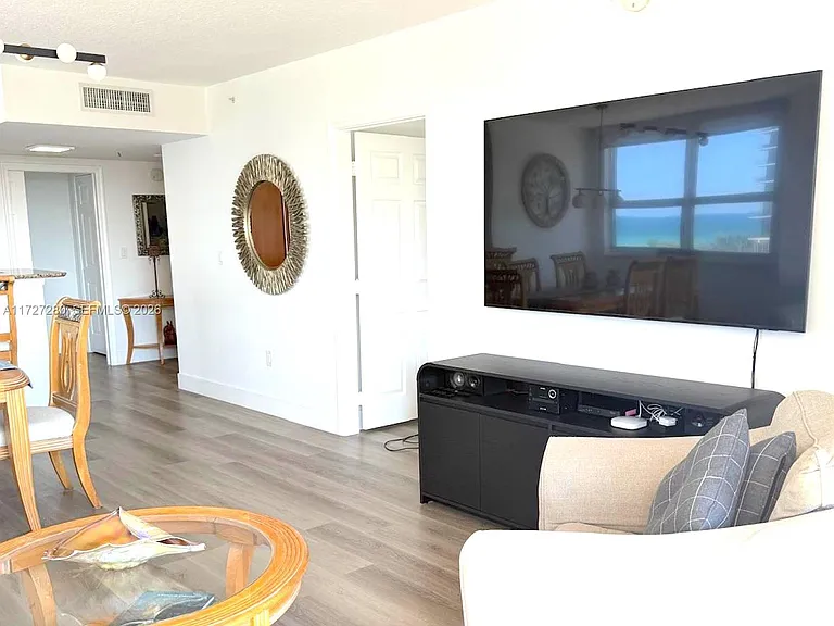 2080 S Ocean Dr #502 — Photo 15