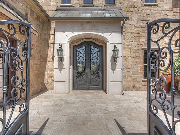 5th image of 4657 Benavente Ct