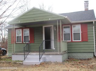 7 Hunt Ave, Hudson falls, NY 12839