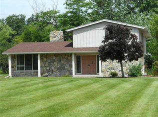 240 Johnson Cir, Defiance, OH 43512