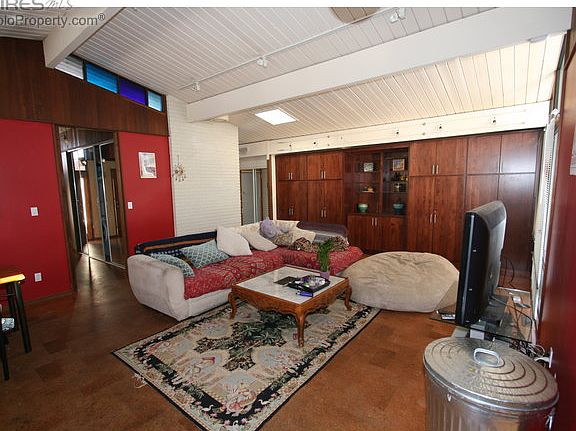 Living Room 2-Front House
