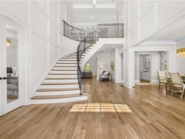 312 Traditions Ct, Alpharetta, GA 30004