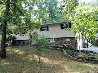 1417 SW Buckeye Rd, Knoxville, TN 37919