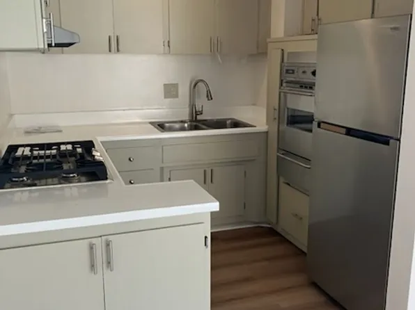 1134 N Clark St, West Hollywood, CA 90069