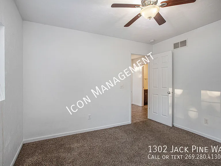 1302 Jack Pine Way — Photo 10