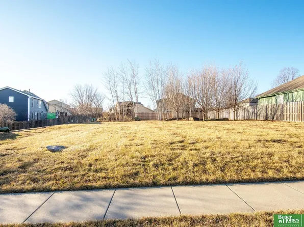 14915 Ellison Ave, Omaha, NE 68116