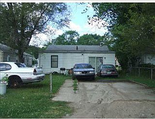2nd image of 1634 Wilbur St