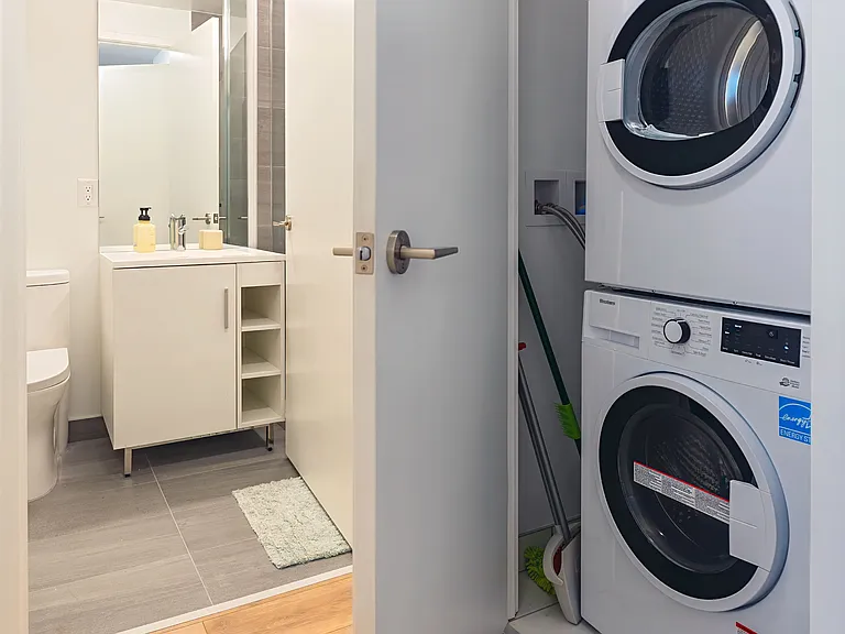 634 Church St #1401 — Photo 24