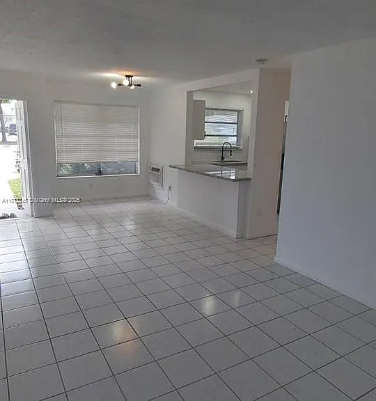 3033 NW 43rd Ave #108 — Photo 4