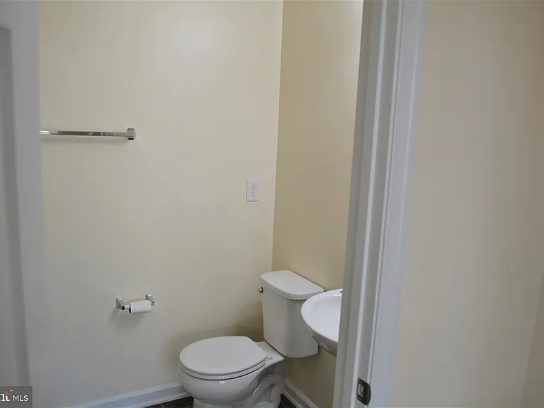 6203 Margarita Way — Photo 19