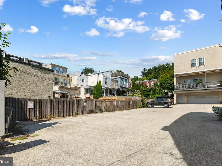 3871 Terrace St #1F — Photo 9