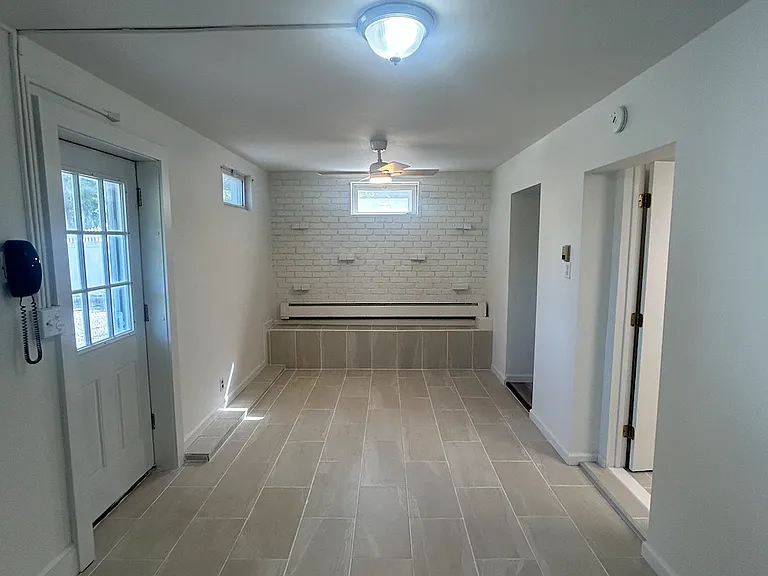 34 Bedford Ave #1 — Photo 4