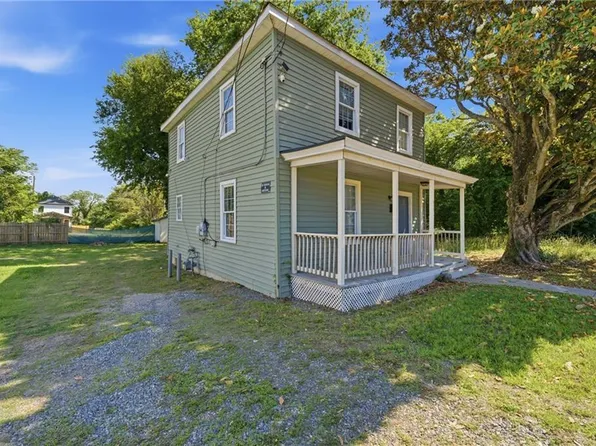 315 Saint Matthew St, Petersburg, VA 23803