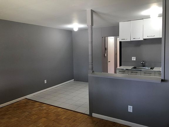 4th image of 33306 Harper Ave