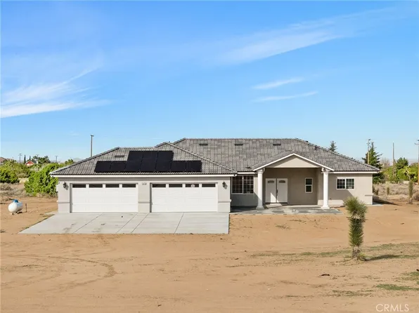 12474 Fir St, Oak Hills, CA 92344