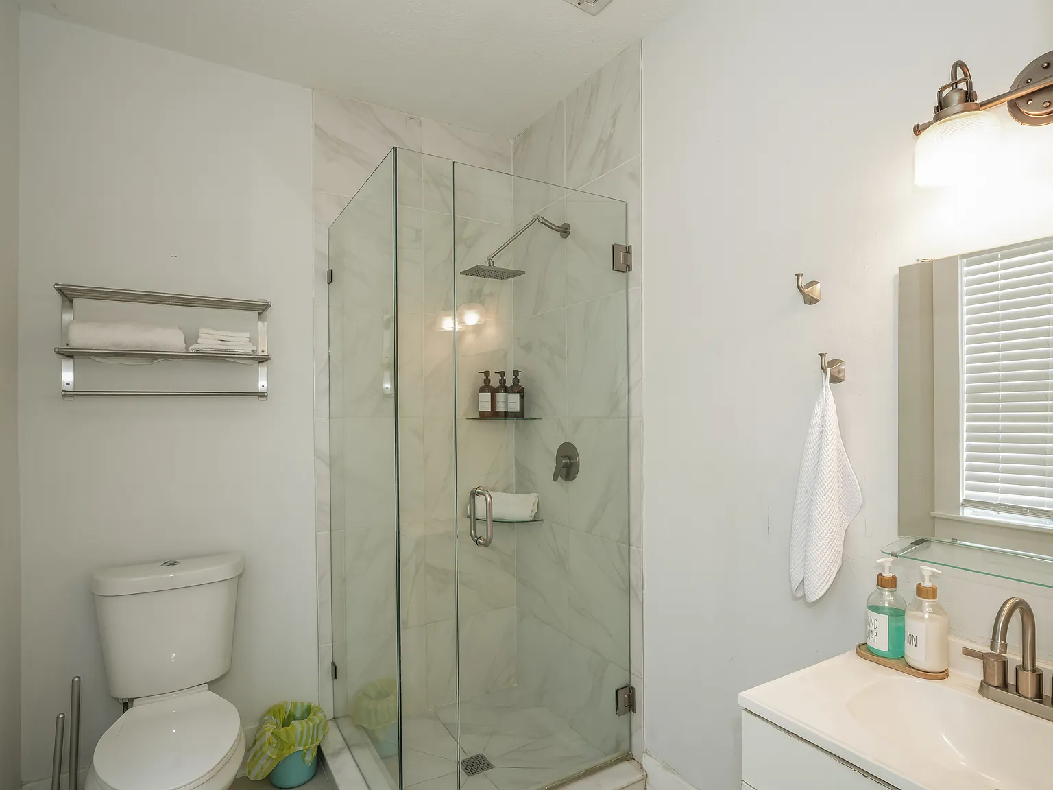 1 bed, 800 sqft, $2,000 — Photo 4