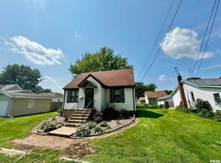 105 NW 5th Ave, Aledo, IL 61231