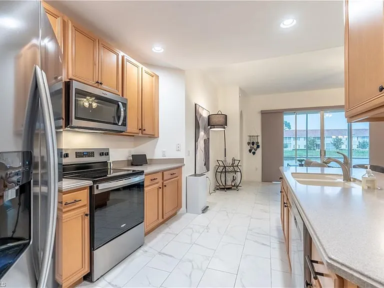 6817 Sterling Greens Dr #102 — Photo 9