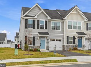 38 Bibury St, Martinsburg, WV 25405