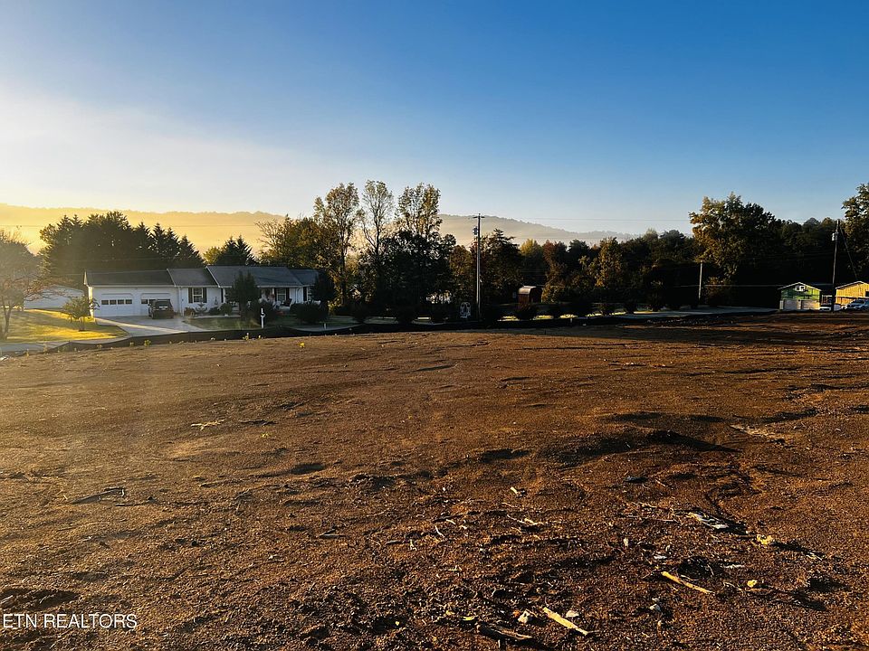 1st image of 126 2nd St Lot 14