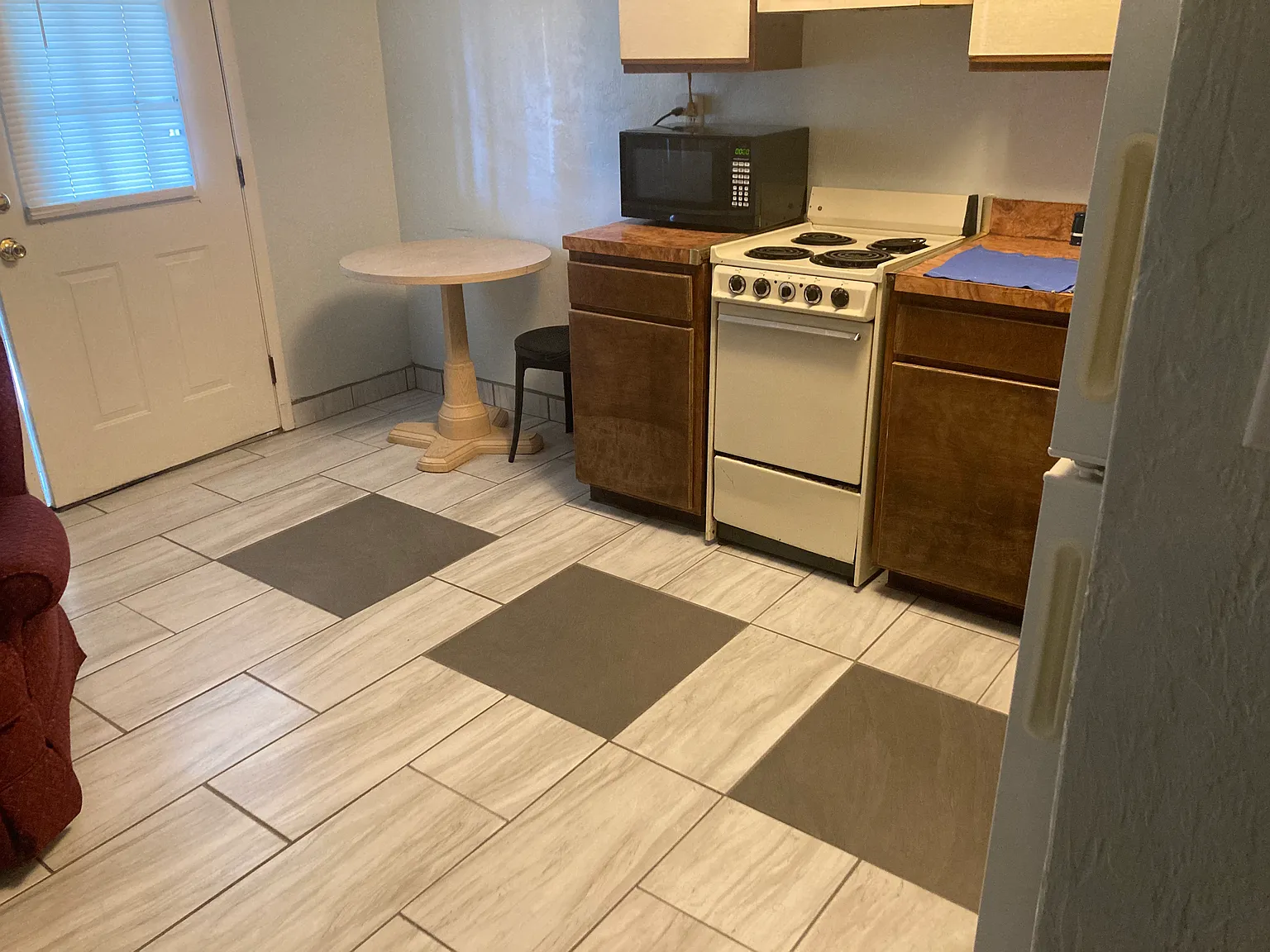 1 bed, $1,360 — Photo 2