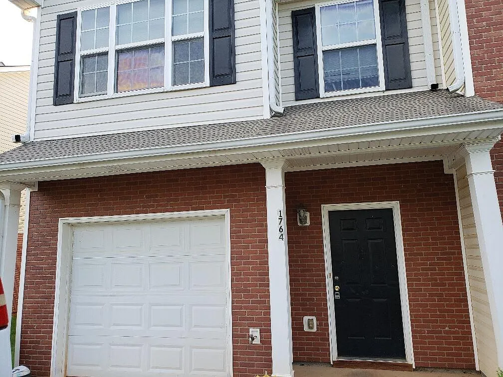 1764 Fielding Way photo 1