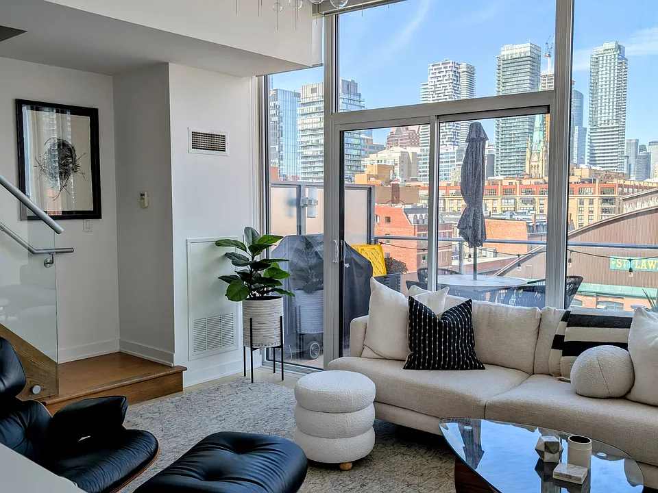 3 Market St #608